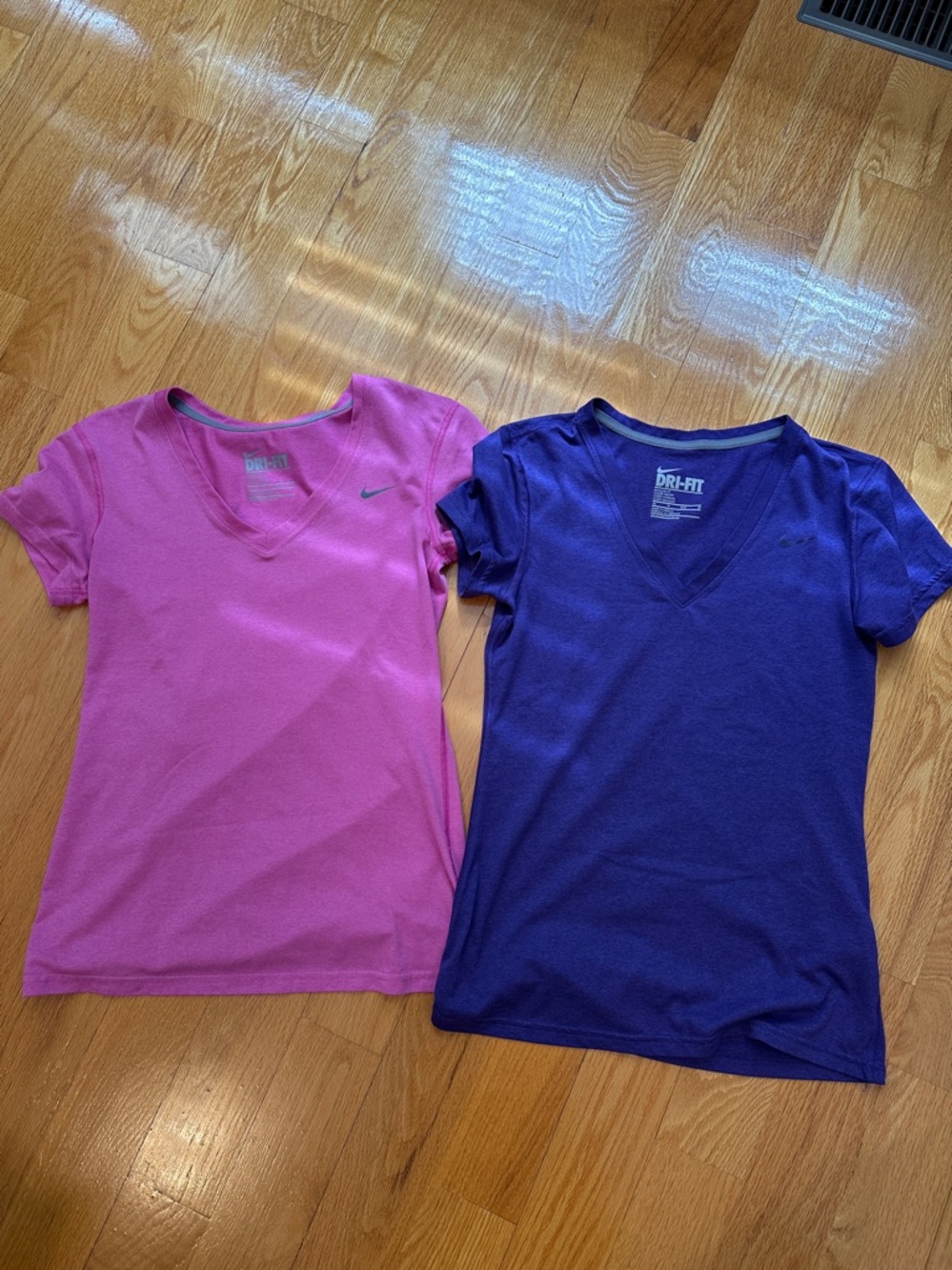 Lot of 2 nike sports t-shirts